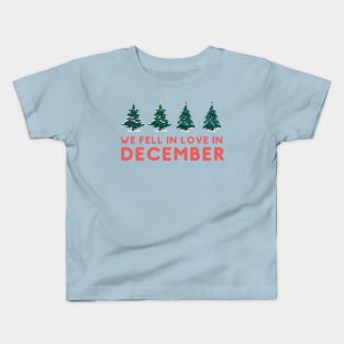 christmas love Kids T-Shirt